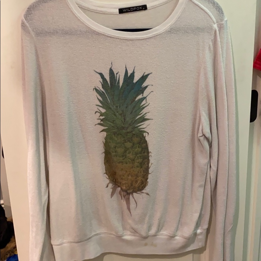 White Wildfox with multicolor pineapple size M